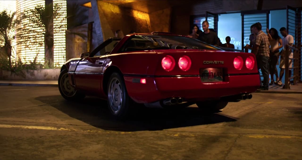 Los autos deportivos último modelo de fabricantes como Ferrari y Lamborghini son su gran debilidad. ‘El Quino’ no tiene ningún recato para infringir las leyes y exhibir su poder ante quien sea.