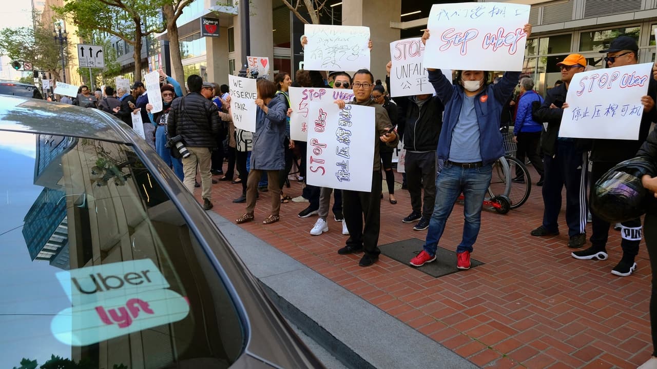 Uber y Lyft quieren crear una nueva ley laboral que aplique exclusivamente a sus conductores en California