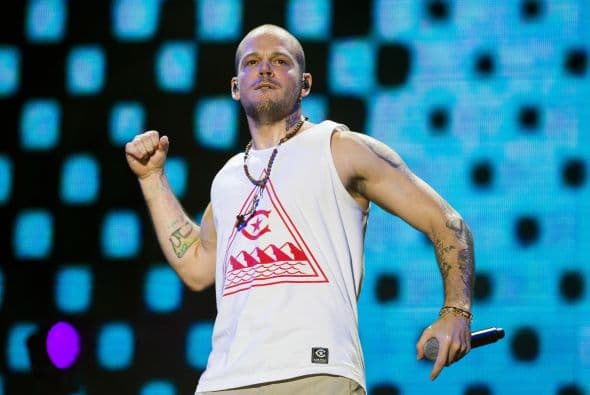 Dejó claro que sí está preparando un proyecto por su cuenta, pero todavía hay Calle 13 para rato.