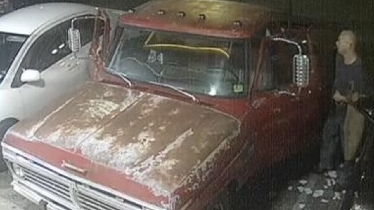 La identidad del hombre no ha sido revelada y su abogado aseguró que va a cooperar con la policía en la investigación de este hecho.