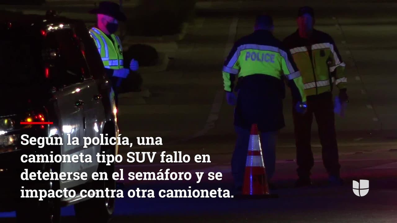 Autoridades investigan un accidente involucrando a una motocicleta 