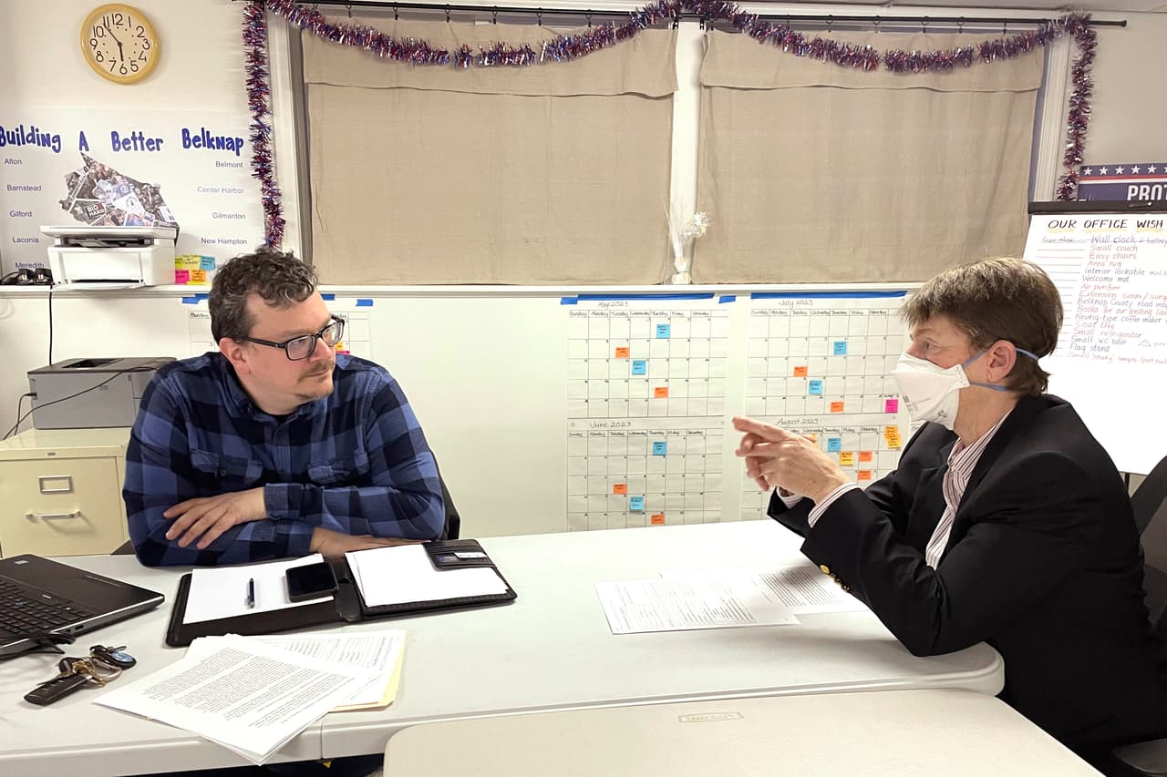 Eric Hoffman, presidente del comité del Partido Demócrata de Laconia, dijo que no le entusiasmaba la idea de un Biden candidato, aunque votaría por él.