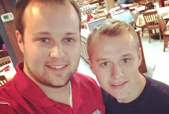 Se reveló que los señores Duggar llevaron a su hijo Josh en 2006 a testificar en Springdale, Arkansas, contra acusaciones de violación de varias menores.