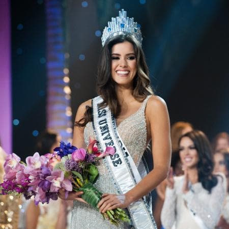 La ex Miss Universo llevará su gracia y belleza para hacer mucho más amena esta gran velada llena de estrellas.
