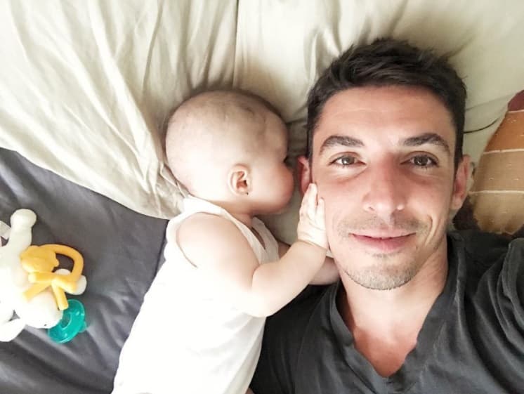 Pedro Guerra y Zuria Vega tuvieron a Lua que nació el 11 de enero, incluso la actriz ya quiere darle un hermanito.