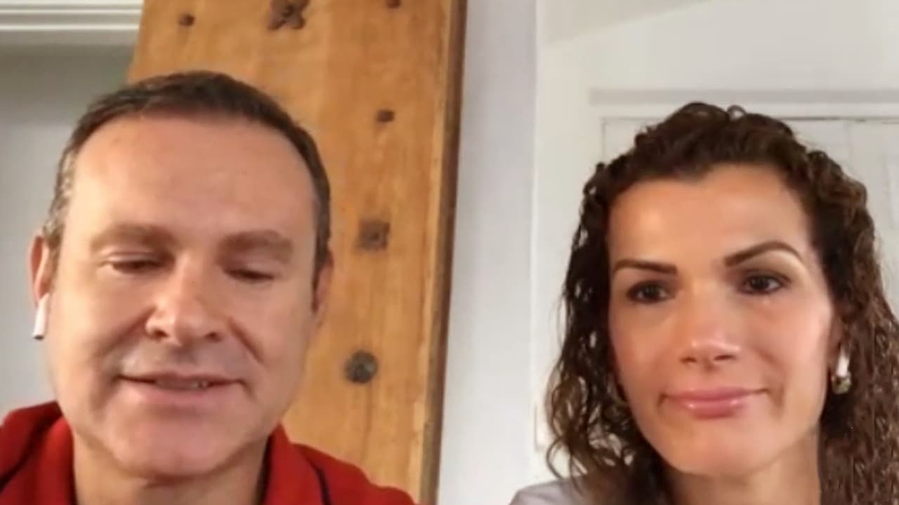 El año pasado, Alan y Cristy dieron positivo a covid; sin embargo, han sabido cómo enfrentar los obstáculos y cirscunstancia de la vida, haciendo que su amor siga creciendo y fortaleciéndose.