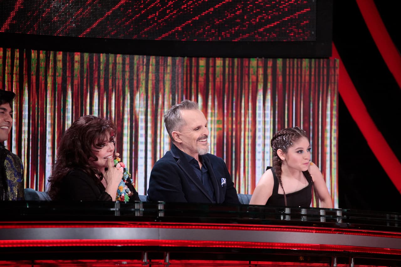 Karol decidió permanecer con este vestuario hasta el final del show.