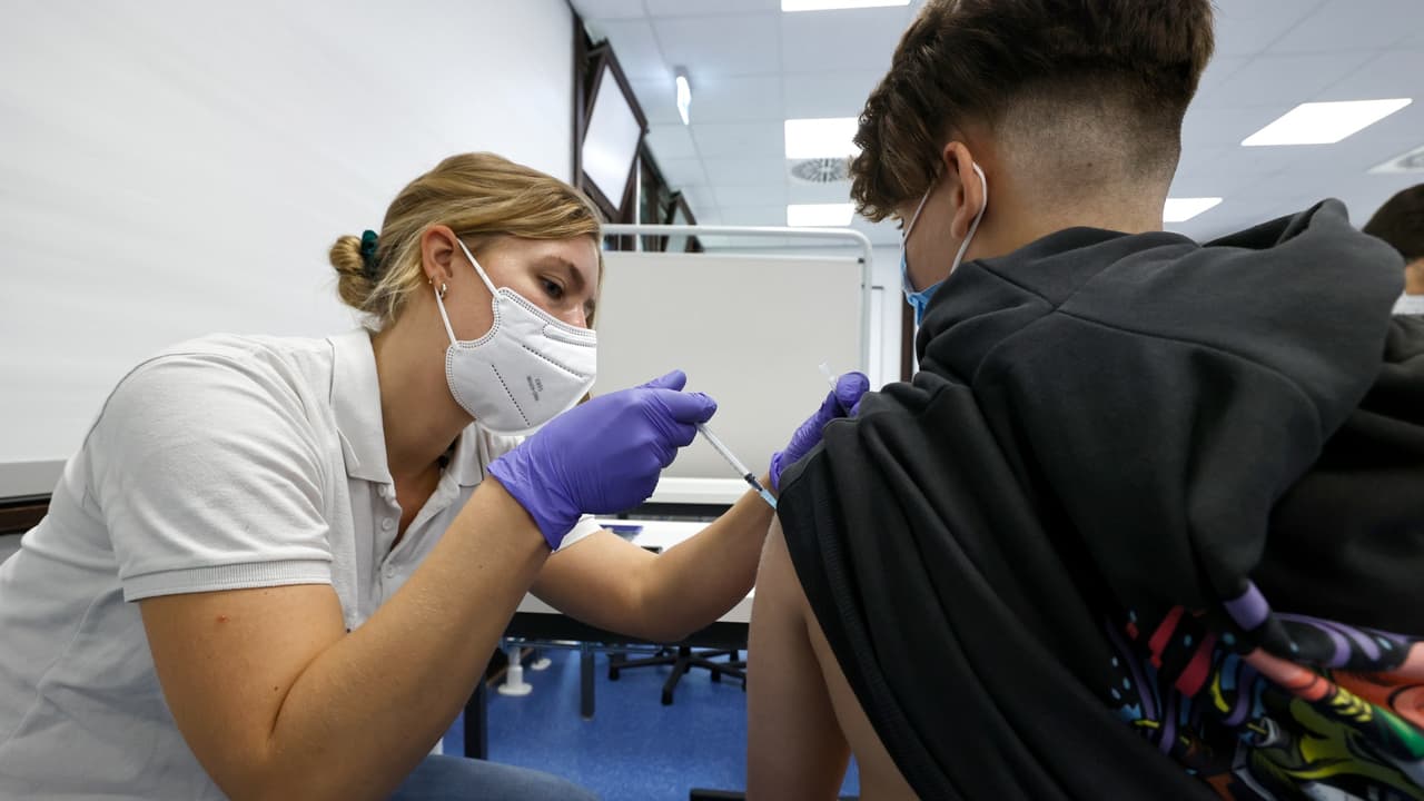 Contra Costa aprueba mandato de vacunación para estudiantes mayores de 12 años a partir de noviembre