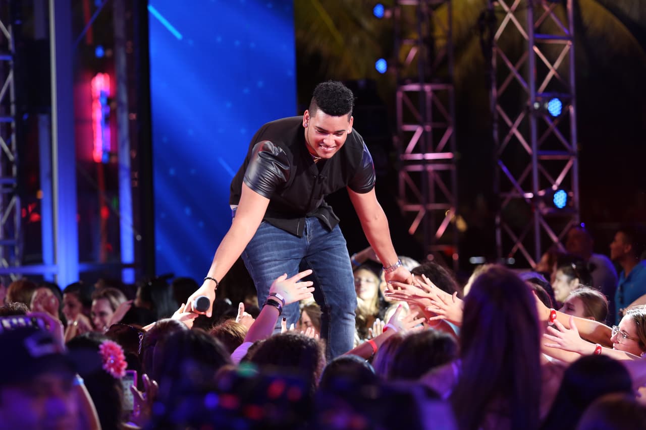 El que haya estado preso no fue obstáculo para Elison Joel. Este dominicano sabe lo que es caer y seguir adelante.