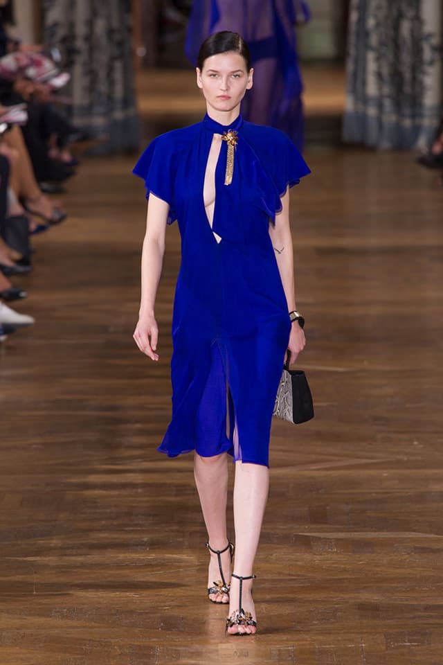 Descubre la colección primavera – verano 2017 de Lanvin aquí.