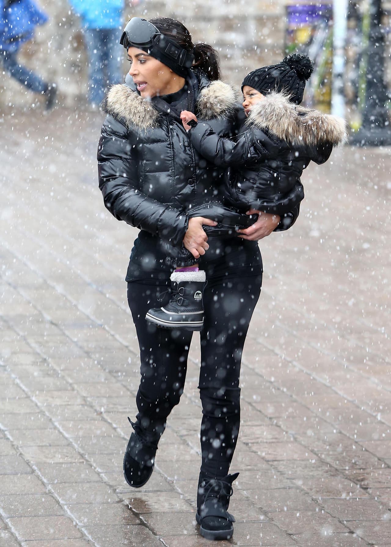 Los hombres se quedaron en casa, ni Kanye ni Saint acudieron.