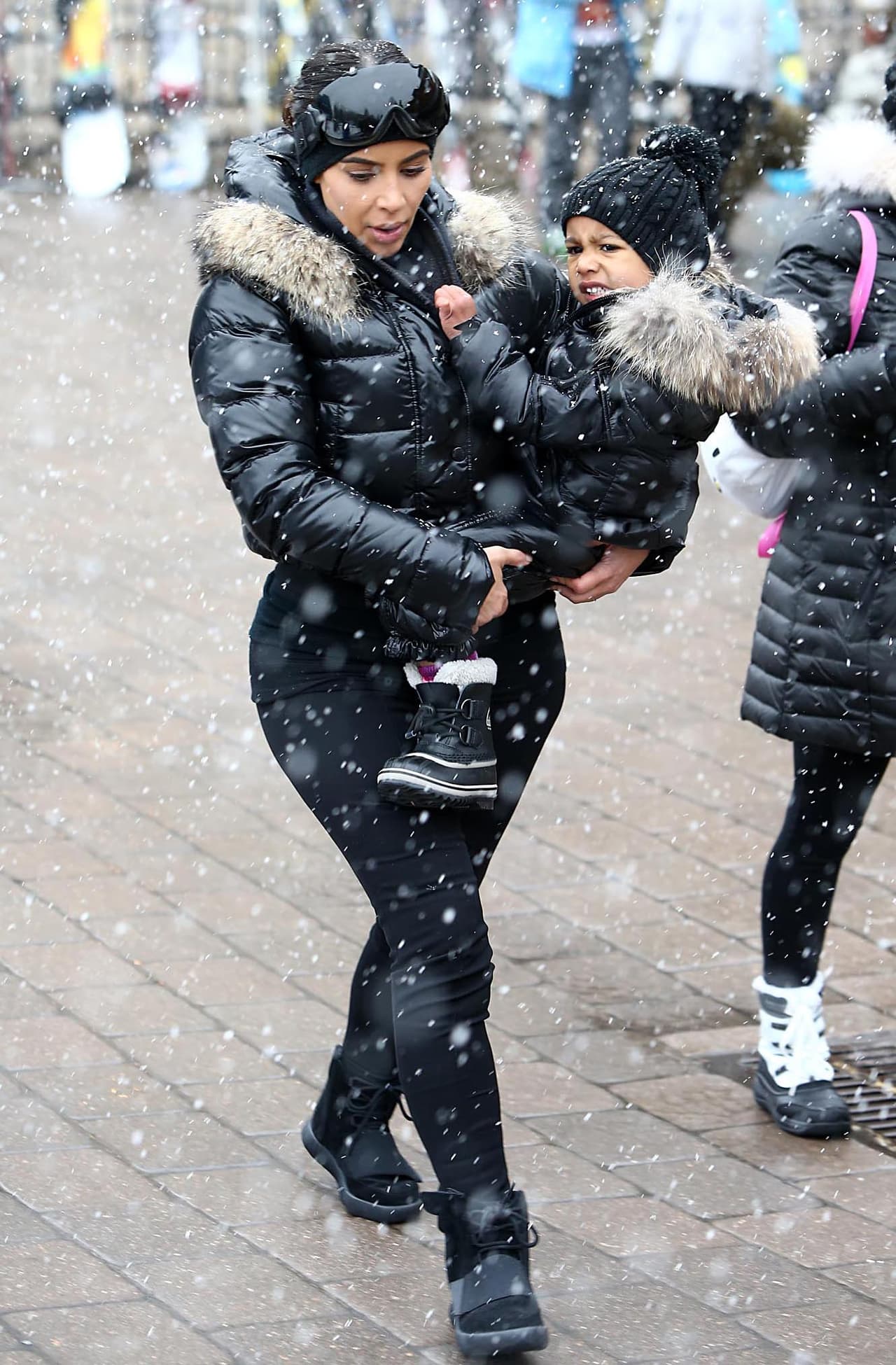 Kim viajó sólo con North West.