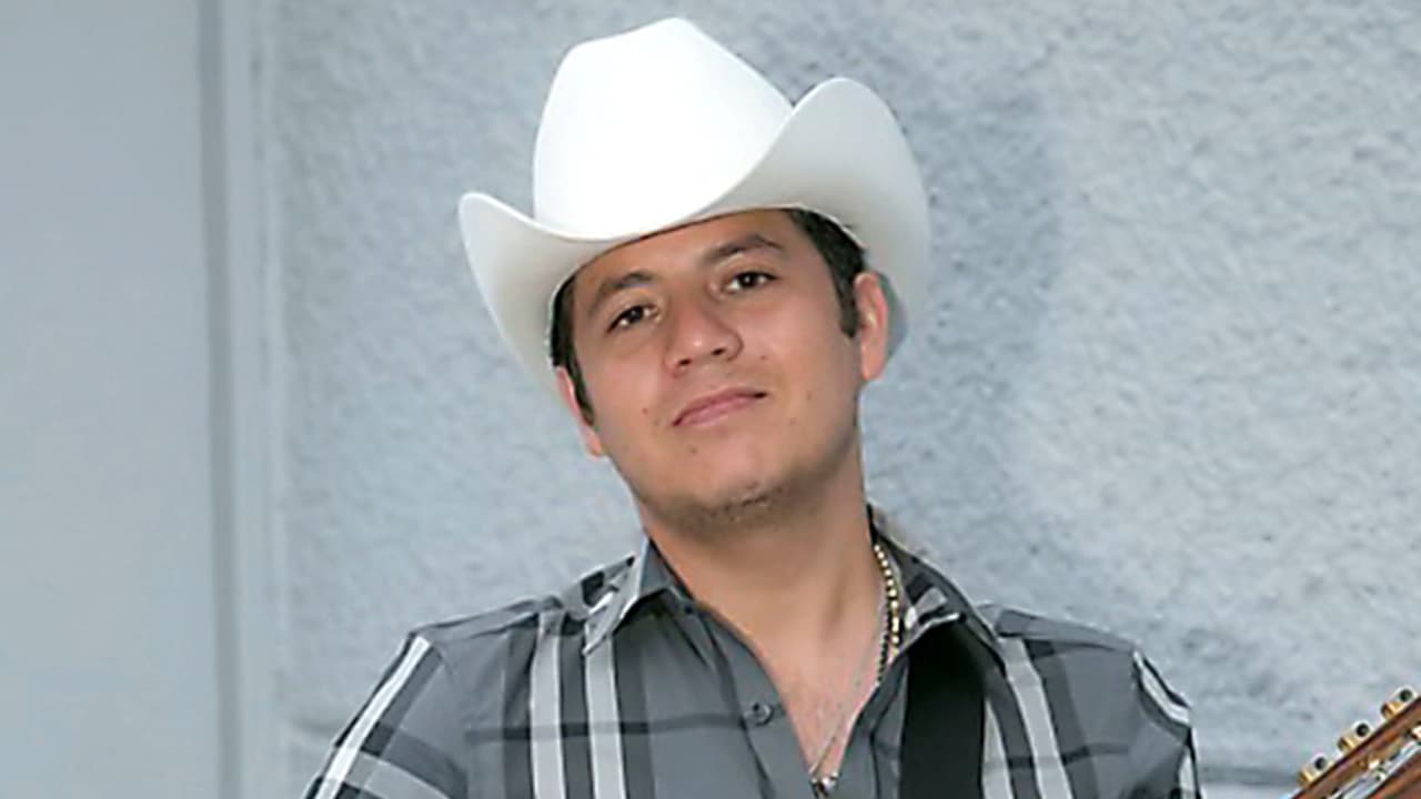 Tía de Remmy Valenzuela acusa al cantante de forzar a su hijo a otorgarle el perdón tras golpiza 