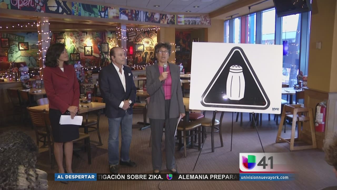 En Nueva York ya es obligatorio advertir sobre la sal en el menú