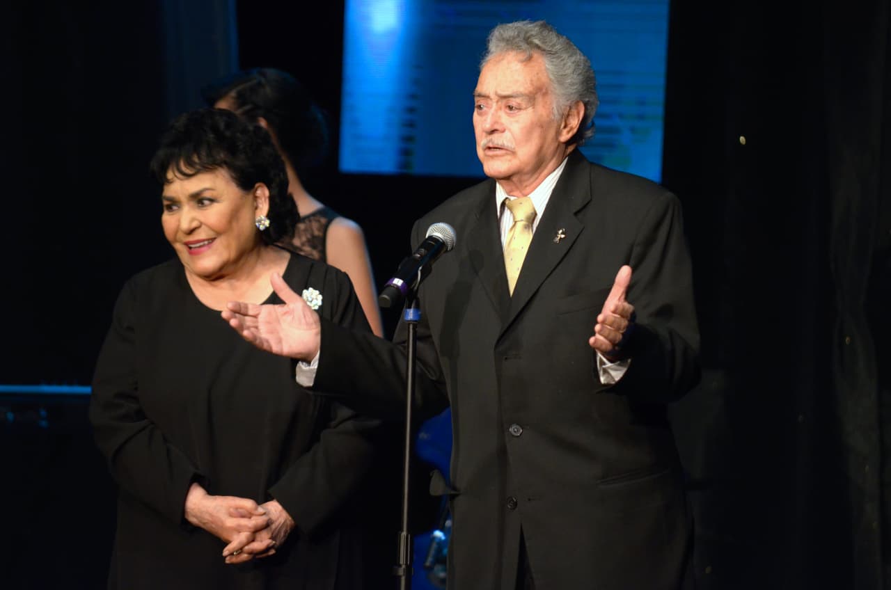 Don Polo regresaría este año a la televisión en la telenovela 'El bien Amado', el nuevo proyecto del productor Nicandro Díaz, en la historia daría vida a un policía retirado. Sin duda alguna su partida deja un hueco en el mundo de la comedia y las telenovelas.