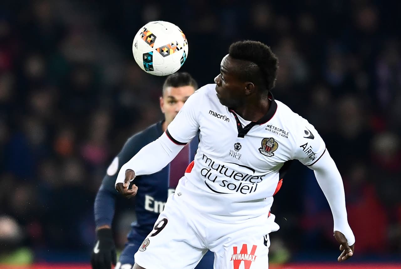 El italiano Mario Balotelli ha demostrado ser un crack de nivel mundial y si bien los títulos no han estado de su lado sí ha dejado muestras de su capacidad en Italia, Inglaterra y Francia.