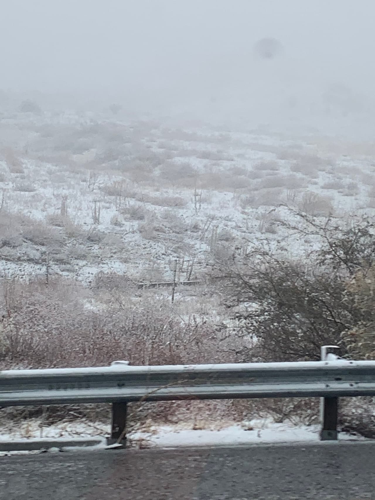 La neblina fue otra de las características de la primera tormenta invernal en la región de acuerdo con el Distrito 8 de Caltrans.