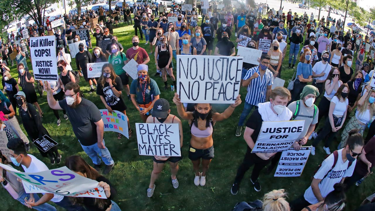 Sin disturbios ni violencia: reportan jornada pacífica de protestas en Salt Lake City el lunes