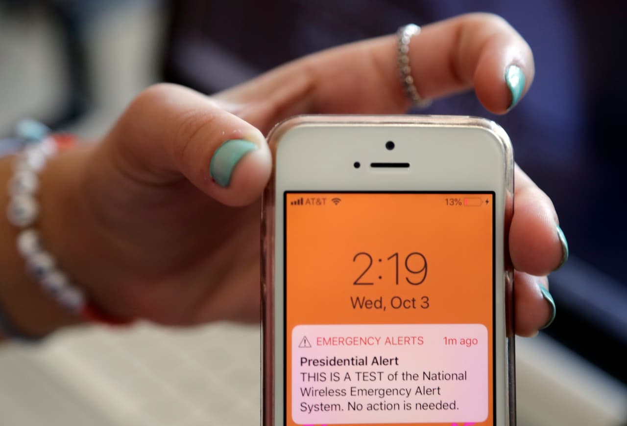 ¿Cómo comunicar una emergencia a la población sin conexión a Internet? El gobierno de EEUU probará si está preparado para hacerlo