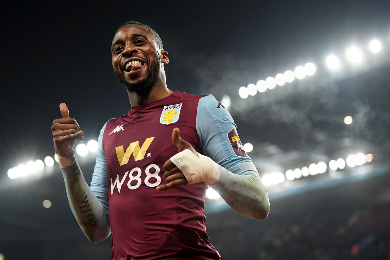 Los anotadores fueron Hourihane (14’), Kodjia (37’45’) en dos ocasiones y Wesley (92’). El central Boyes (17’) marcó un autogol.