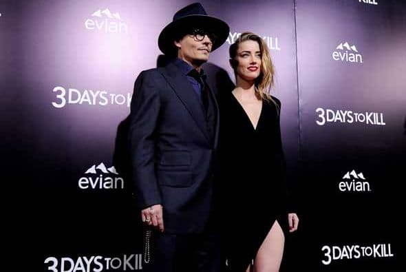 La prometida de Johnny Depp, Amber Heard dejó en claro con qué atrapó al rey de los siete mares, el capitán Jack Sparrow. La también actriz sedujo la alfombra durante la premiere de la película "3 Days To Kill", mira las fotos y saca tus propias conclusiones.