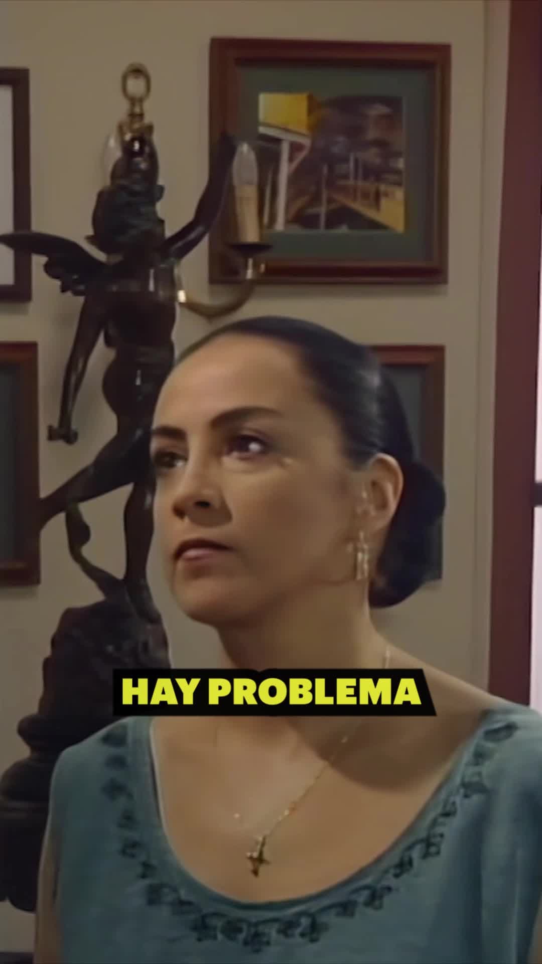 Prudencia cachetea a Pablo