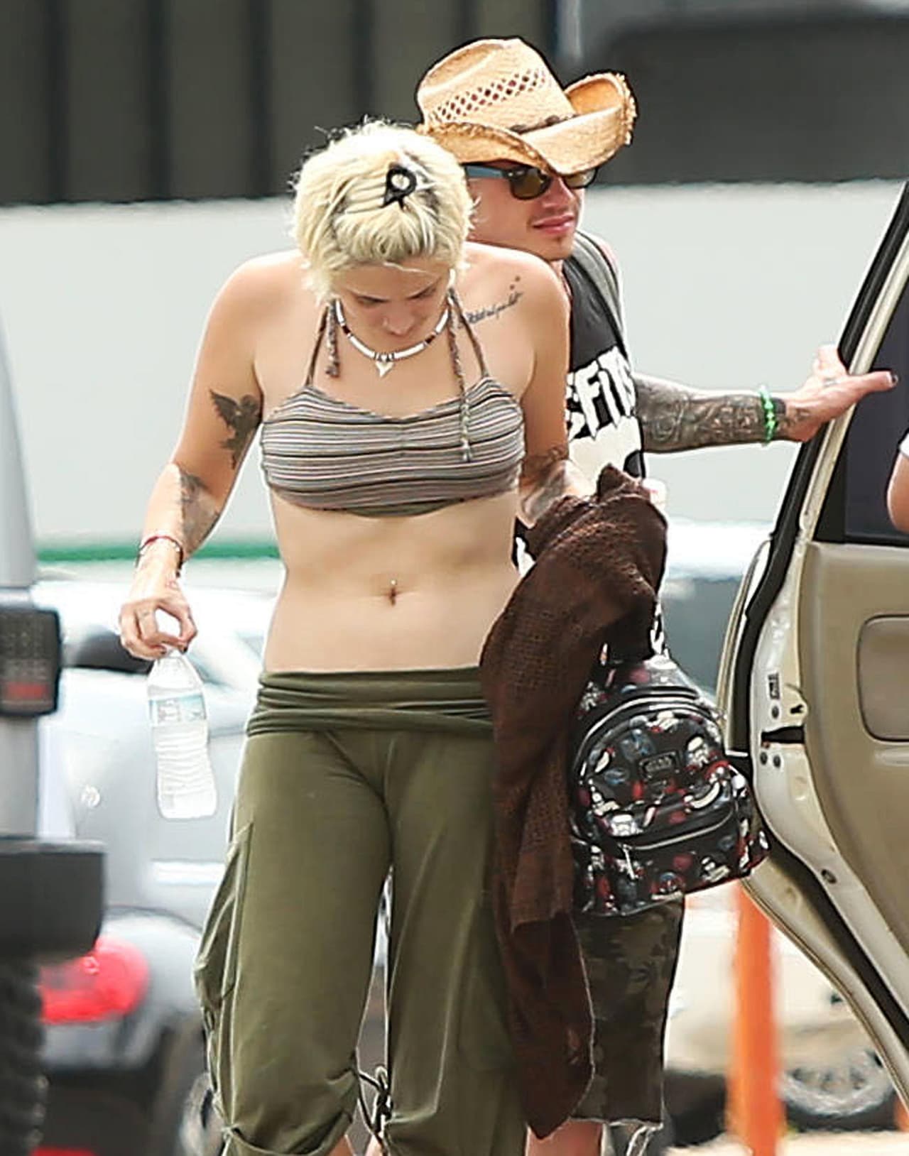 Antes de salir con Paris, Snoddy trabajaba como repartidor de pizzas.