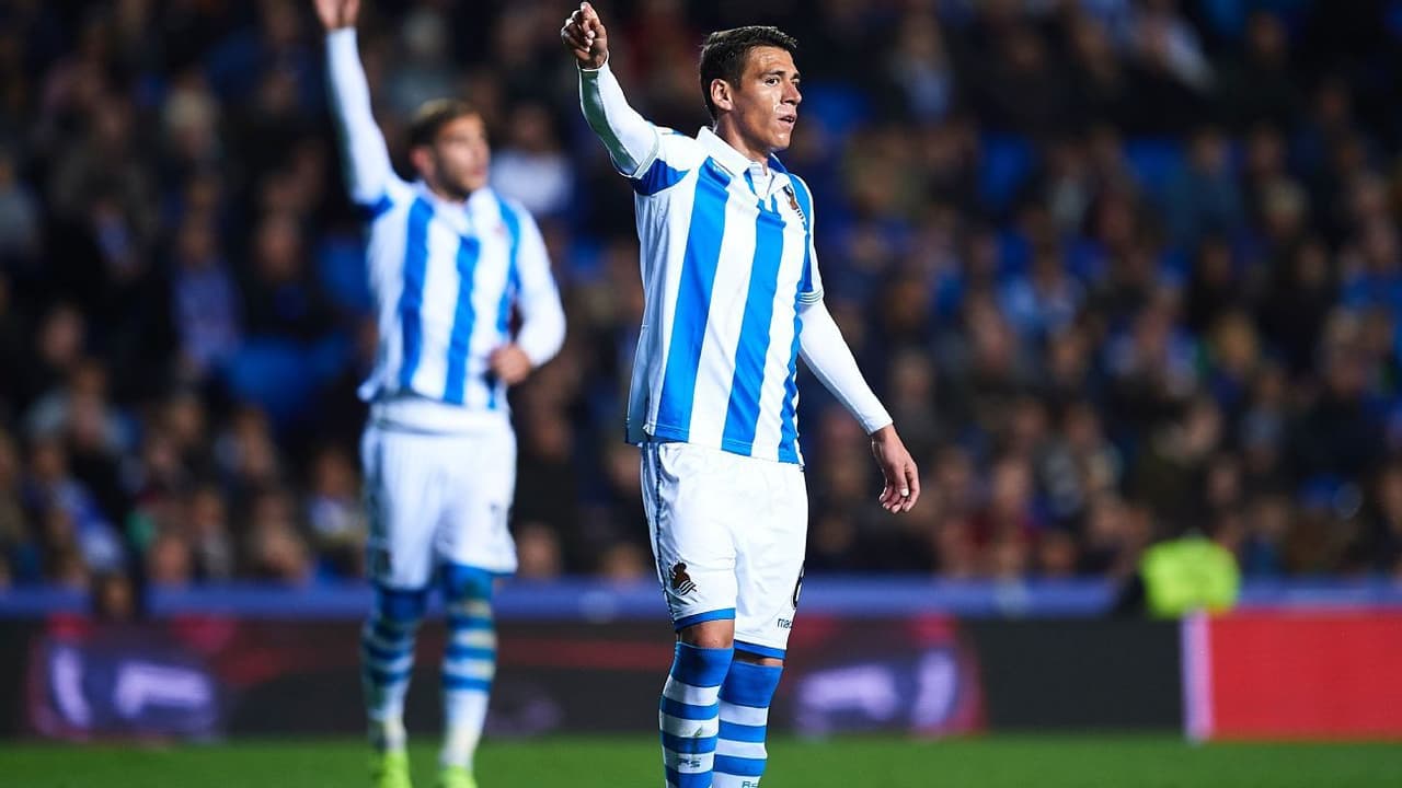 Héctor Moreno: el defensor llega de jugar 75 minutos como titular en el triunfo de la Real Sociedad sobre el Celta en Copa del Rey. Se dice que el domingo repetiría como inicialista de los vascos cuando reciban al Valladolid.