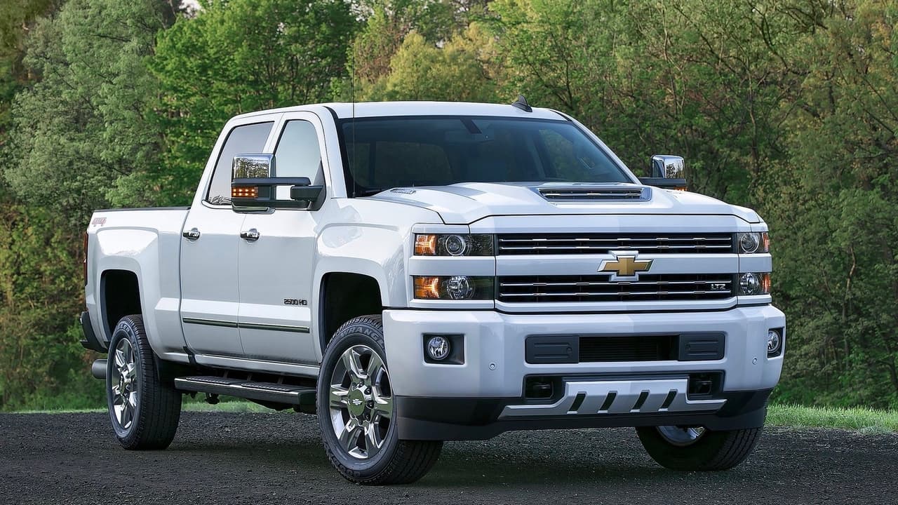 <h3 class="cms-h3-H3">7. Chevrolet Silverado 2500 HD</h3>
<br>El estudio de Consumer Reports estableció que los usuarios de la pickup de 3/4 toneladas de trabajo pesado de Chevrolet consiguieron problemas importantes en el motor, ruidos y fugas y problemas con los sistemas electrónicos del vehículo.