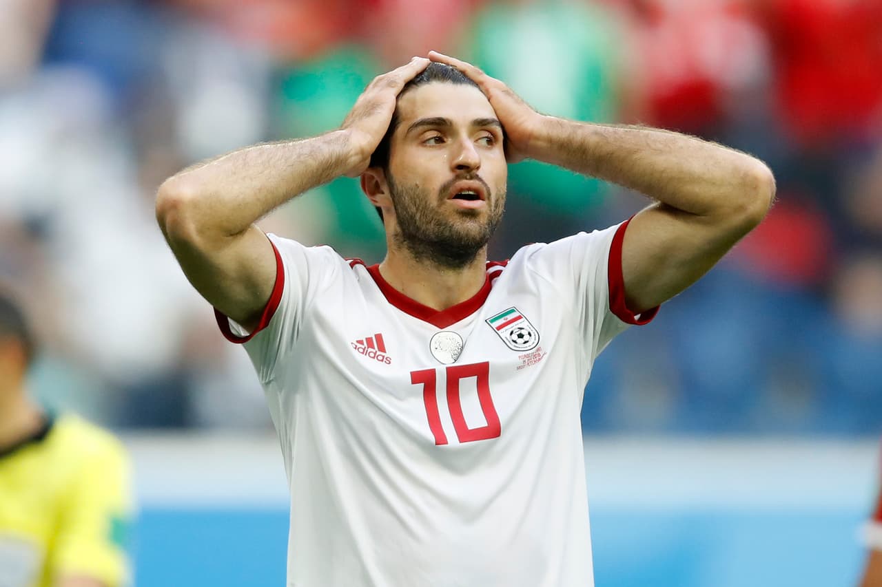 Sin embargo, los asiáticos no fueron eficaces en el momento de ejecutar las acciones como goles y perdieron opciones claras.