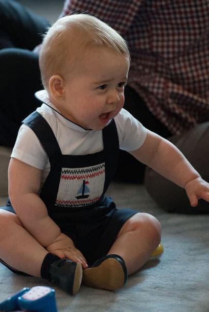 Y aunque George siempre se porta muy bien, no puedo evitar llorar cuando su mamá devolvió el juguete a la niña.