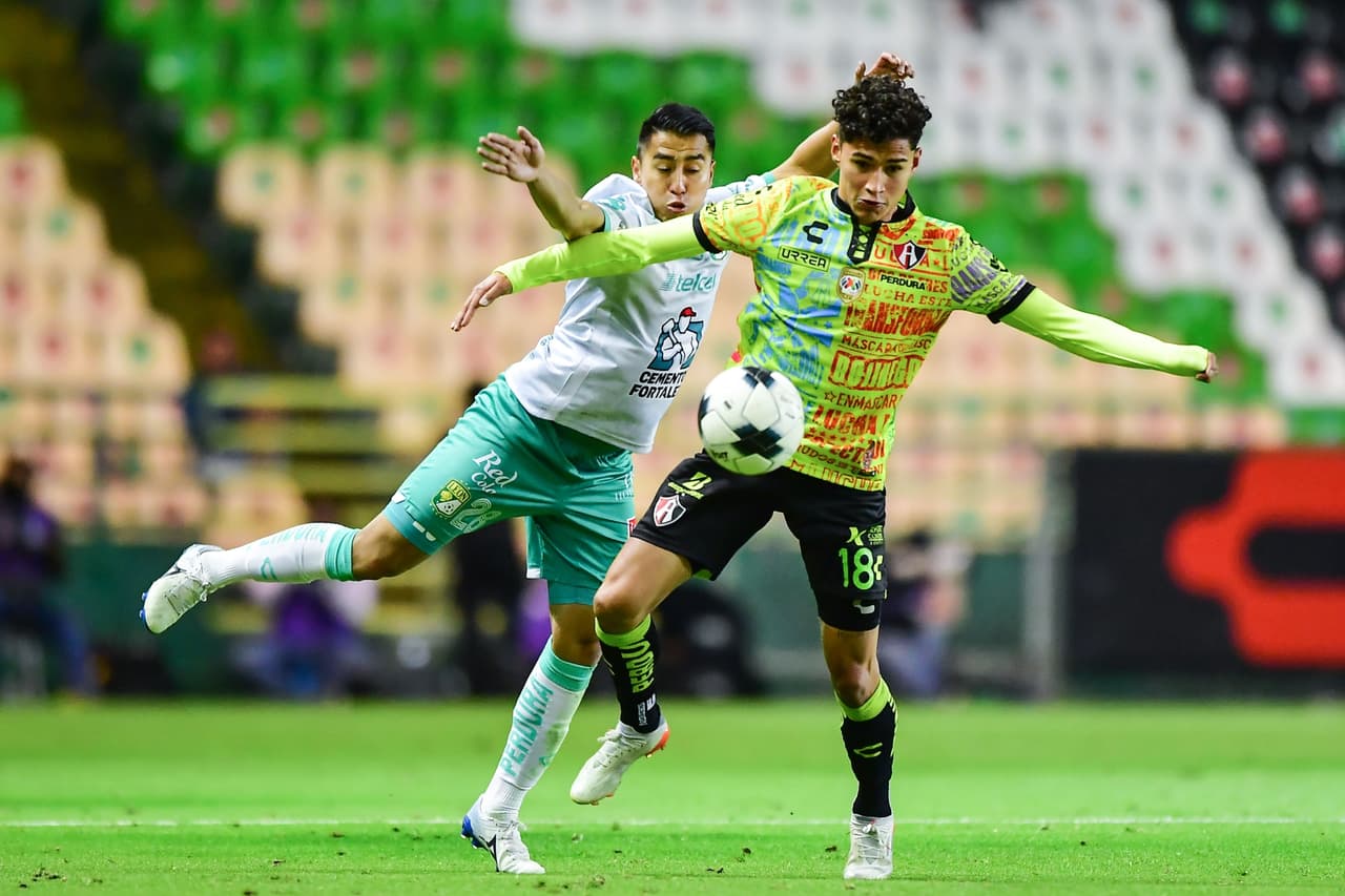 Los finalistas del toreno pasado se vuelven a enfrentar y al igual que los 90 minutos pasados, el empate no se puede romper y ambos equipos se conforman con el 1-1.
