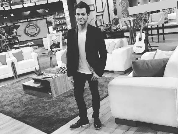 ¿Así o más guapo?