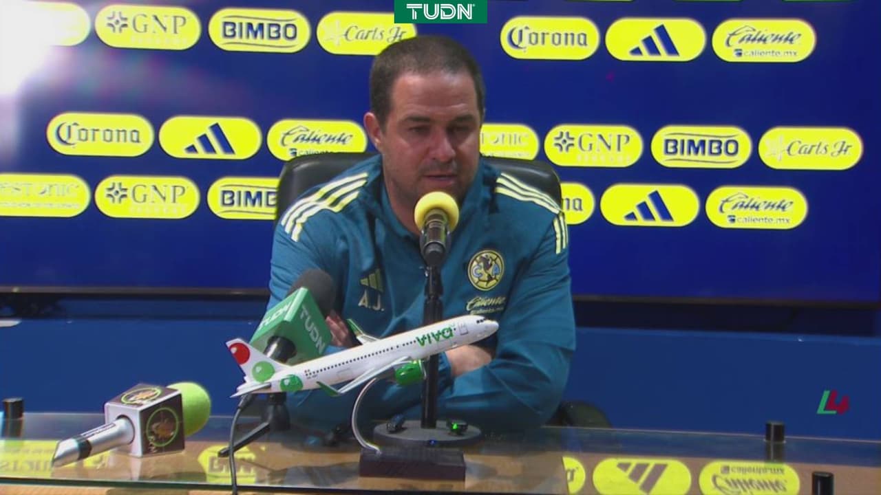 André Jardine elogia a Chivas por hacer su “mejor partido defensivamente” 