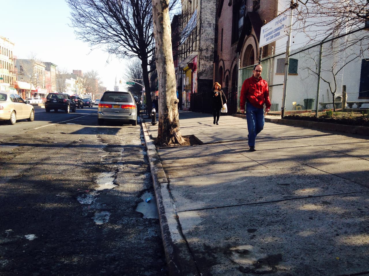 Alcalde tapa un millón de baches en NYC...¡Y los que faltan! 