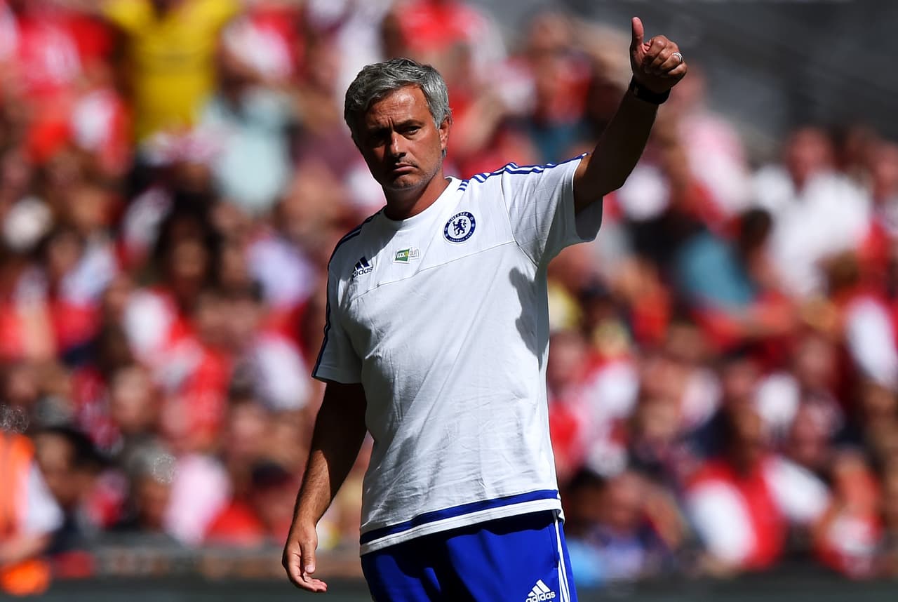 José Mourinho regaló medalla de Subcampeón