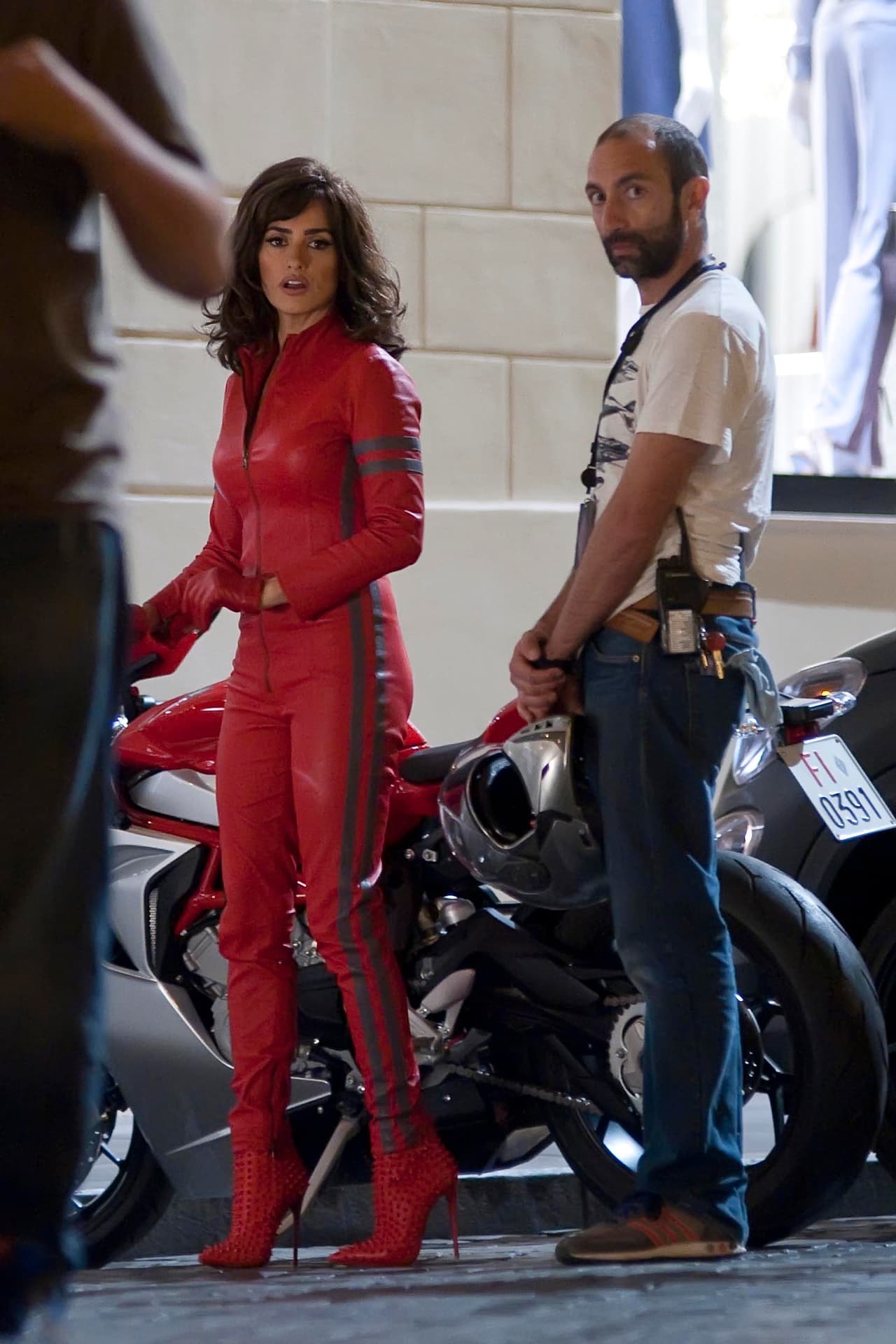 Apenas unos días después del desenlace, Cruz ha tenido que regresar a rodar