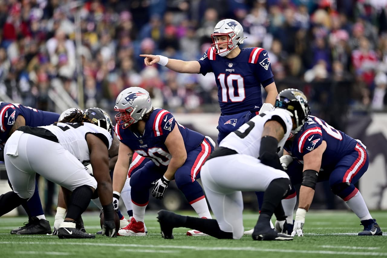 Los New England Patriots apalearon 50-10 a los Jacksonville Jaguars con tremendo juego de Mac Jones.