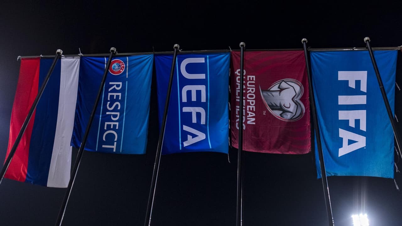 FIFA adopta medidas contra Rusia: Sin bandera, himno y en cancha neutral