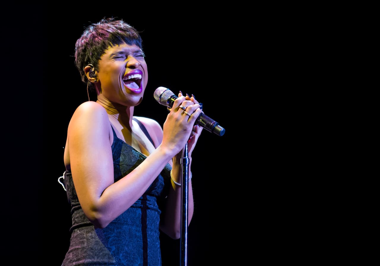 Hudson dio lo mejor de sí para deleitar a Su Santidad.