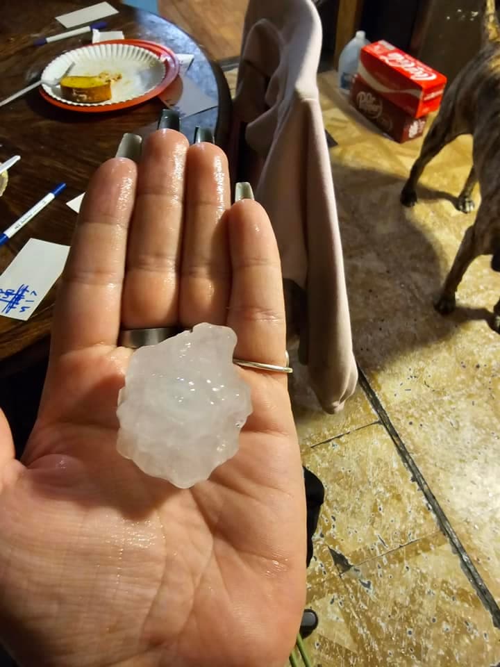En Frisco, Asert Alpizar captó este granizo de gran tamaño.
