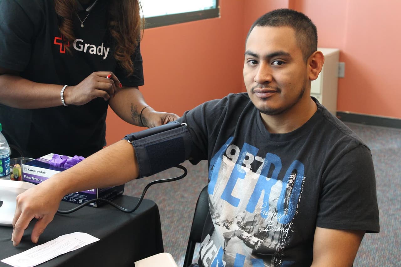 El evento conecta a los miembros de la comunidad latina con una variedad de áreas: proveedores y recursos de servicios de salud, educación, inmigración/legal, vivienda, finanzas, empleo y familia.