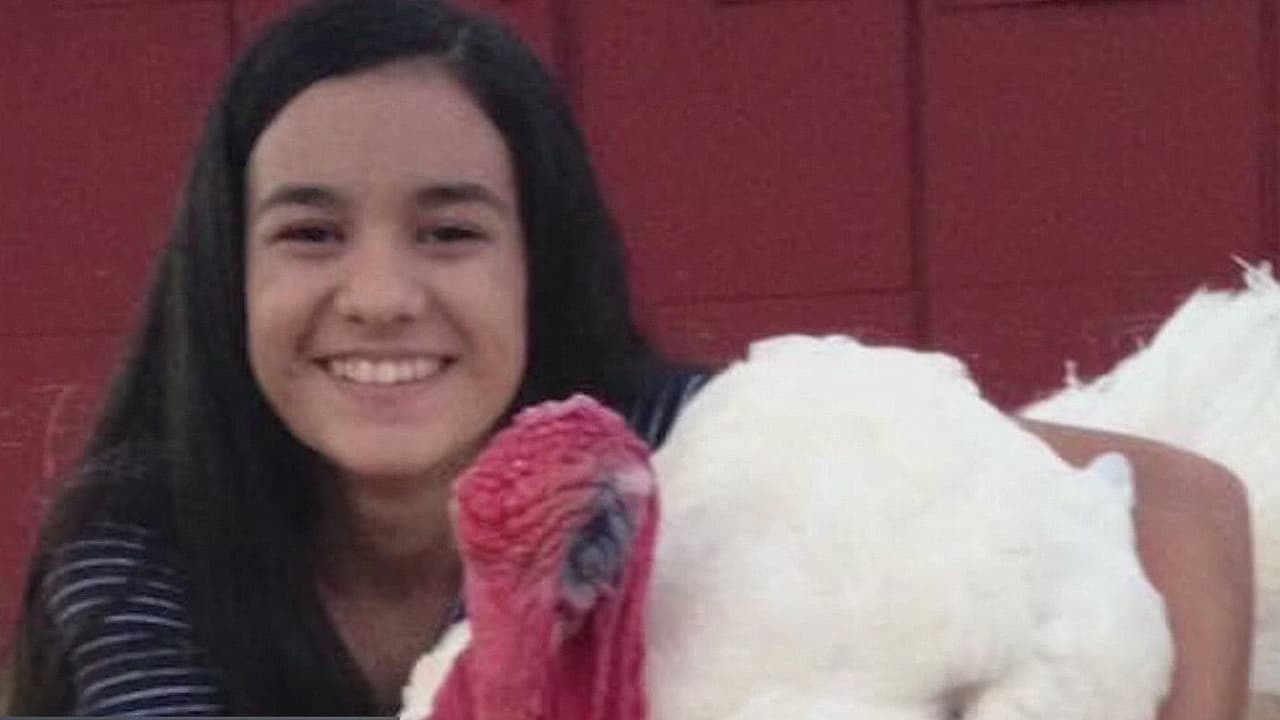 “Yo no estoy lista para morirme”, una joven hispana de Atlanta mantiene el optimismo esta Navidad tras un diagnóstico de cáncer 