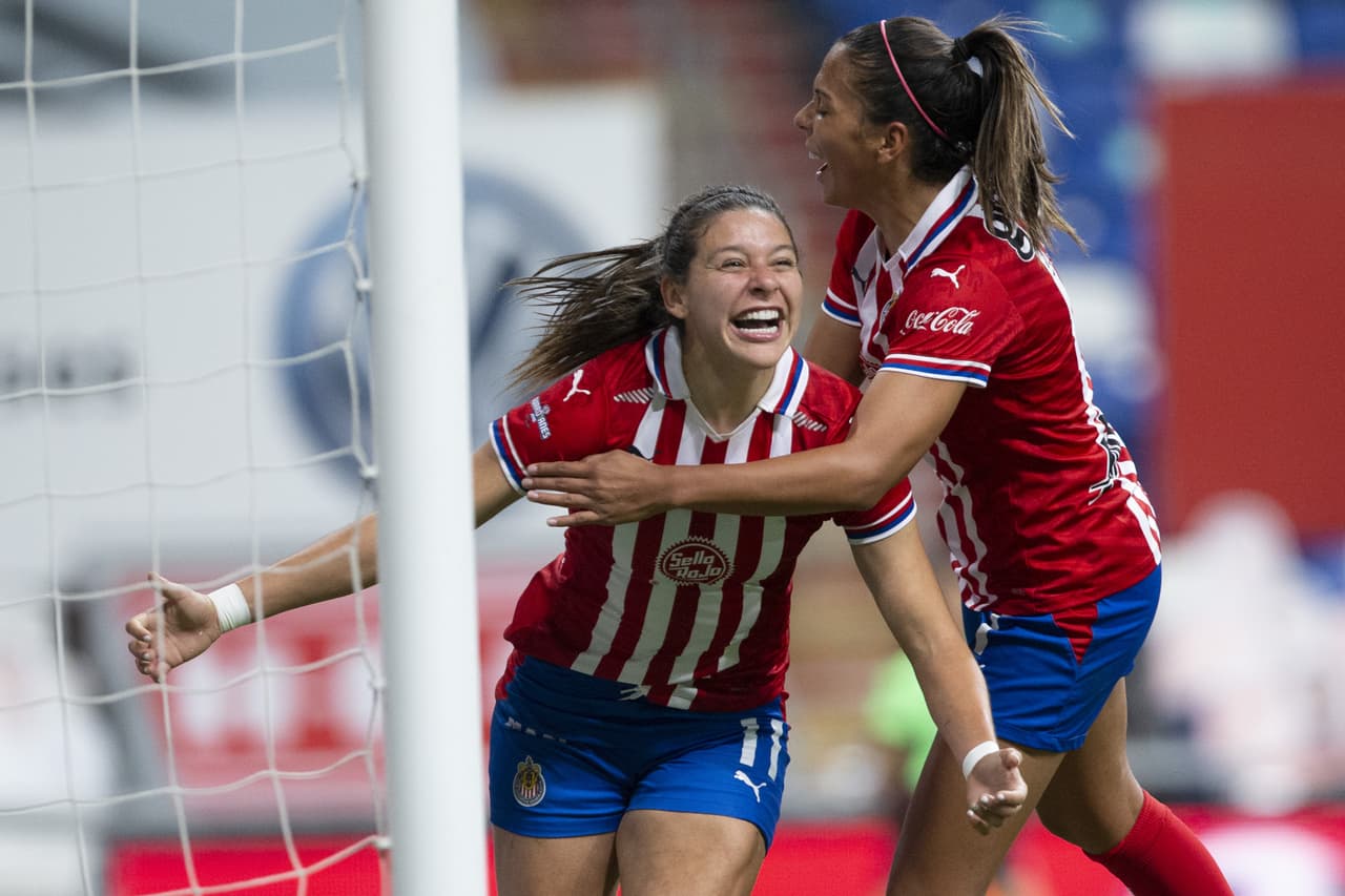 Toluca vence en casa 1-0 al Atlético San Luis, Mazatlán empata 1-1 con León, Pachuca pierde en casa 0-2 con las Tigres, Santos Laguna empata 0-0 en casa con los Xolos y Las Chivas le pegan 2-4 a las Rayadas en su propia casa.