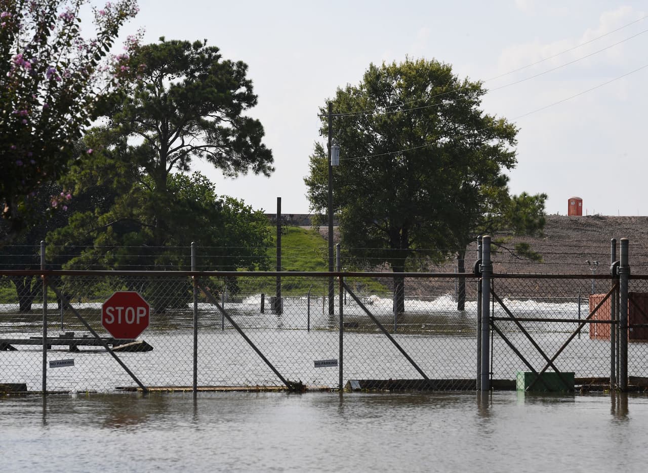 La Agencia Ambiental identifica 13 sitios con residuos industriales en Texas inundados por Harvey