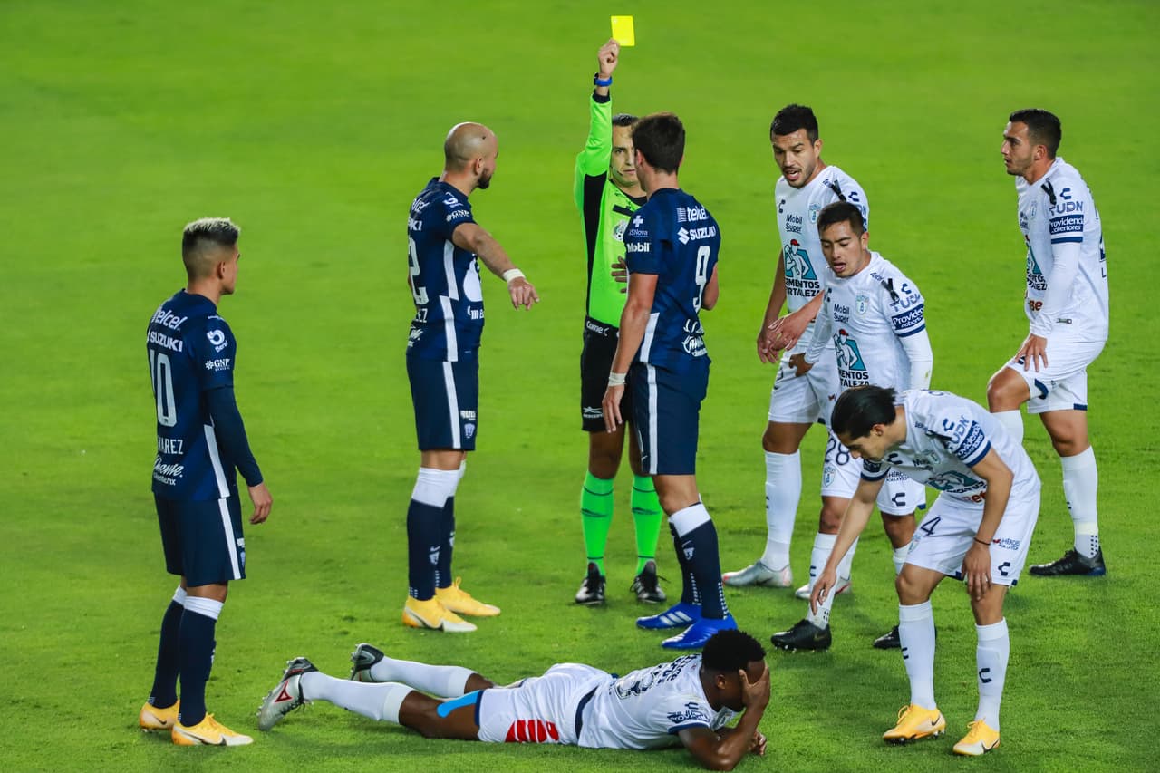Los Tuzos caen en casa 0-1 frente a Pumas y su posibilidad de llegar a las semifinales es cada vez menor.