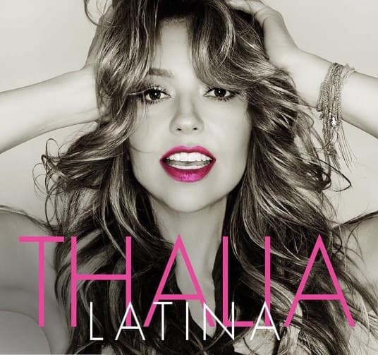 Este nuevo disco de Thalía devela una faceta más fresca de la cantante, que hace honores a sus raíces con este nuevo disco.