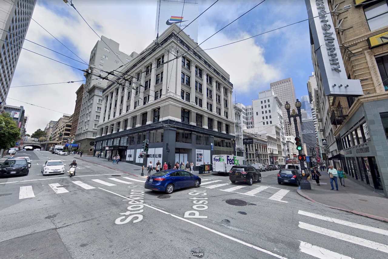 <b>Puesto 7. San Francisco, California. </b>Vecindario delimitado entre las calles Market, Powell, Bush y Primera.
<br>
<br>
<b>Crímenes violentos previstos por año: 227</b>
<br>
<br>
<b>Tasa de delitos violentos prevista:</b> 247 delitos por cada 1,000 habitantes. "Este grupo de cuadras incluye a Union Square en San Francisco, y el ingreso familiar promedio de sus residentes (66,667 dólares al año) es un poco más alto que el nacional, dijo de Bonviller .