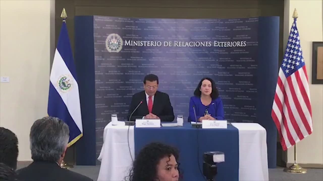 Alertan a salvadoreños sobre estafas ofreciendo beneficios migratorios