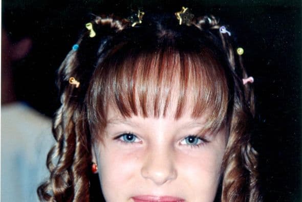 Belinda empezó su carrera en telenovelas musicales como "Amigos x Siempre" y "Cómplices al Rescate" donde interpretó a un par cantantes gemelas.